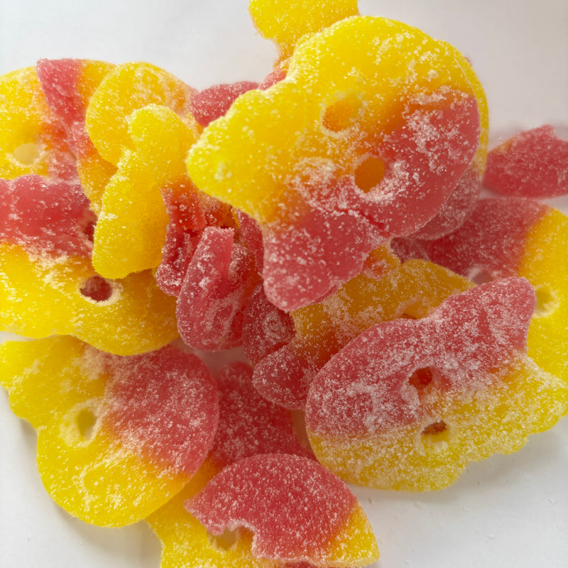 bubs lemon raspberry sour skulls. hand-packed swedish candy mix inspired by the tradition of lördagsgodis